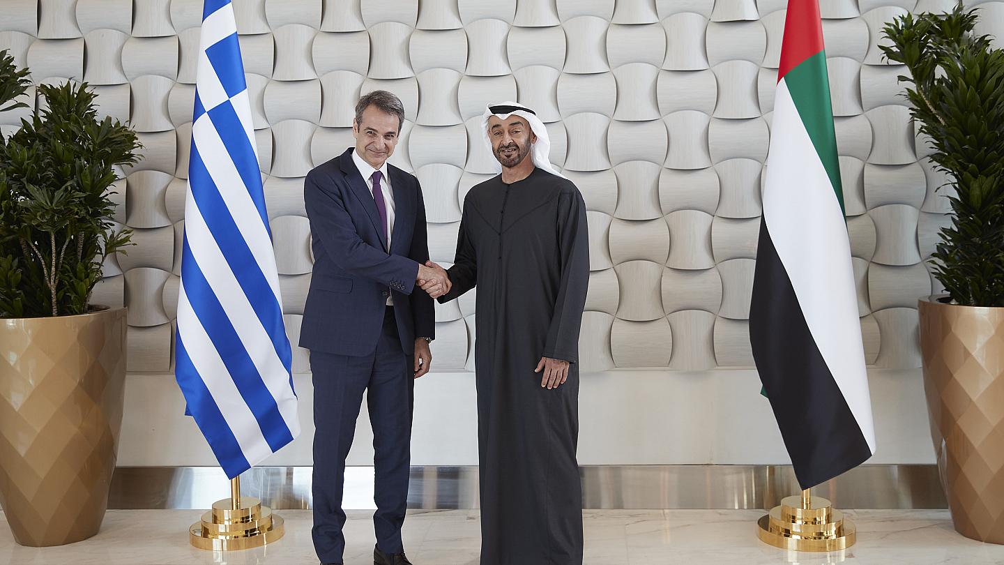 Συνάντηση κυβέρνησης με τα Αραβικά Εμιράτα – Στρατηγική συνεργασία μεταξύ των δύο χωρών