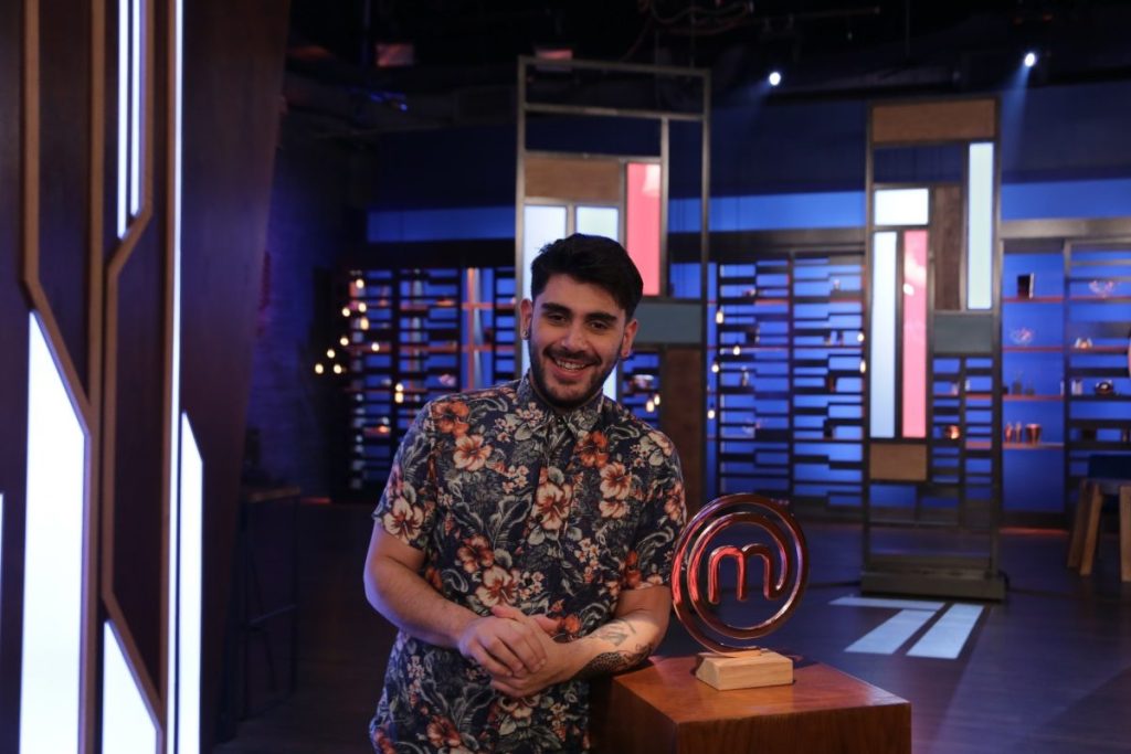 Επίσκεψη από τα παλιά στο αποψινό επεισόδιο του MasteChef 4! (βίνεο)