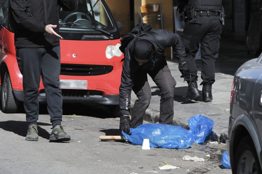 Μενάνδρου: Χειροπέδες σε αλλοδαπό έμπορο ναρκωτικών με ποδήλατο