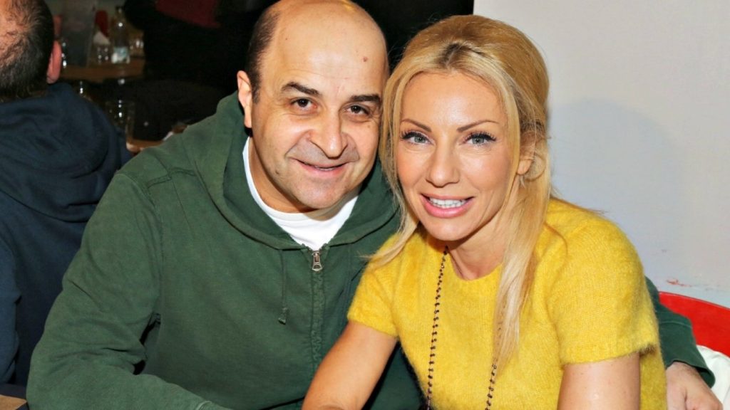 Τα «χρόνια πολλά» του Μάρκου Σεφερλή στην Έλενα Τσαβαλιά (φώτο)