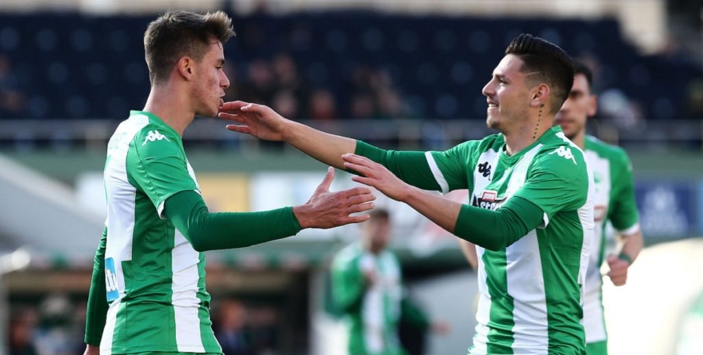 Ακόμα ένα άχρηστο αφιέρωμα (;)