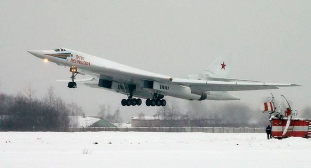 Tu-160: «Θανατηφόρα κομψό» – Το βίντεο που έδωσε στη δημοσιότητα το ρωσικό υπουργείο Άμυνας
