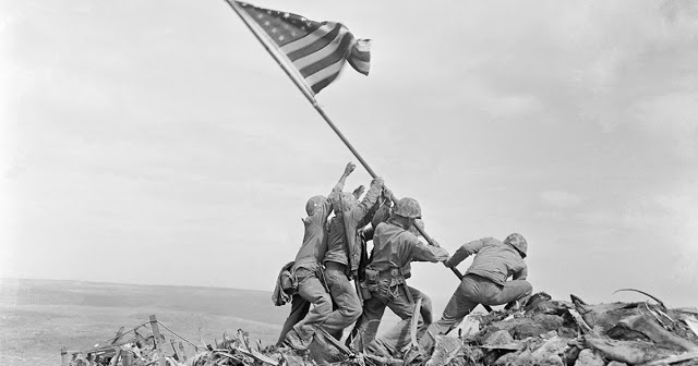 19 Φεβρουαρίου 1945:	 Ξεκινά η μάχη της Ίβο Τζίμα