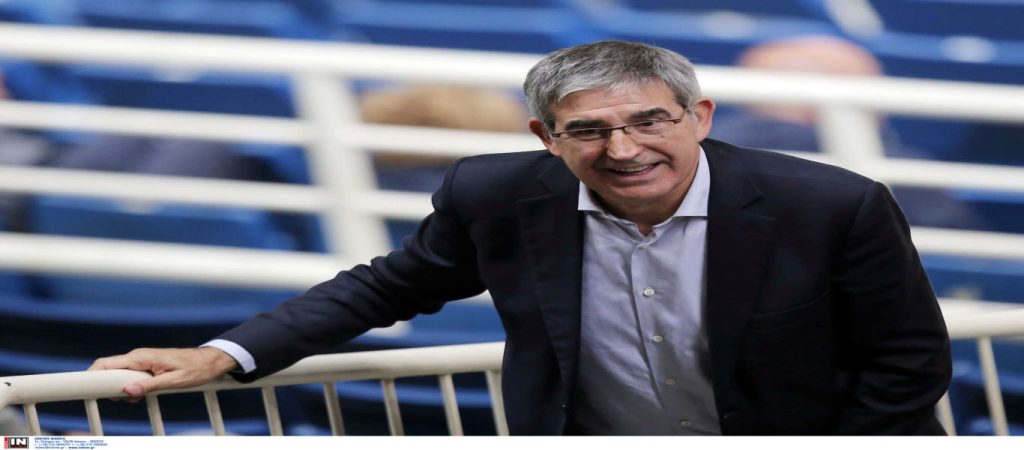 Στην Ελλάδα ο Τ. Μπερτομέου – Πιθανές εξελίξεις με την απαγόρευση μεταγραφών του Ολυμπιακού