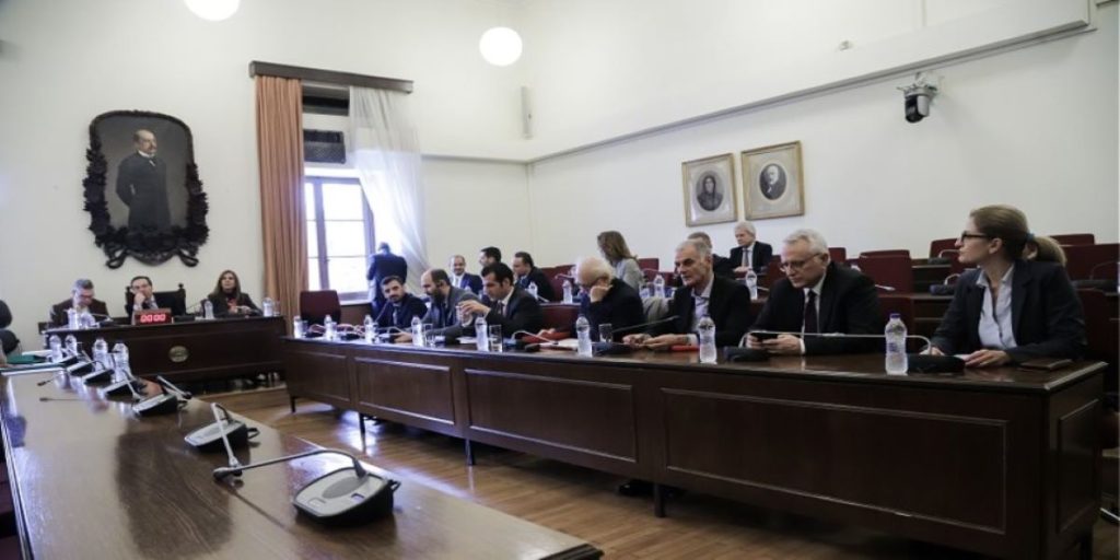 Εξεταστική επιτροπή Βουλής για Novartis: Αρνήθηκε να πάει προστατευόμενος μάρτυρας – Διετάχθη βίαιη προσαγωγή