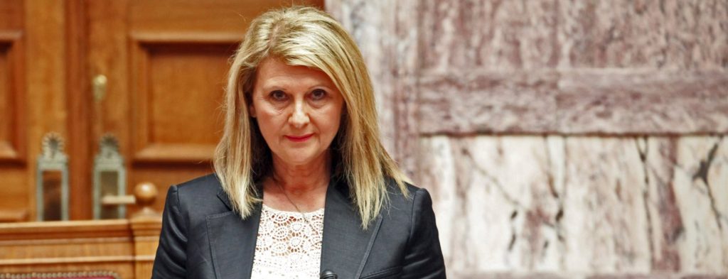 Βγήκαν τα «μαχαίρια» ανάμεσα σε Σ.Βούλτεψη-Π.Κόνσουλα – «Συγγνώμη κύριε ποιος είστε;» (βίντεο)