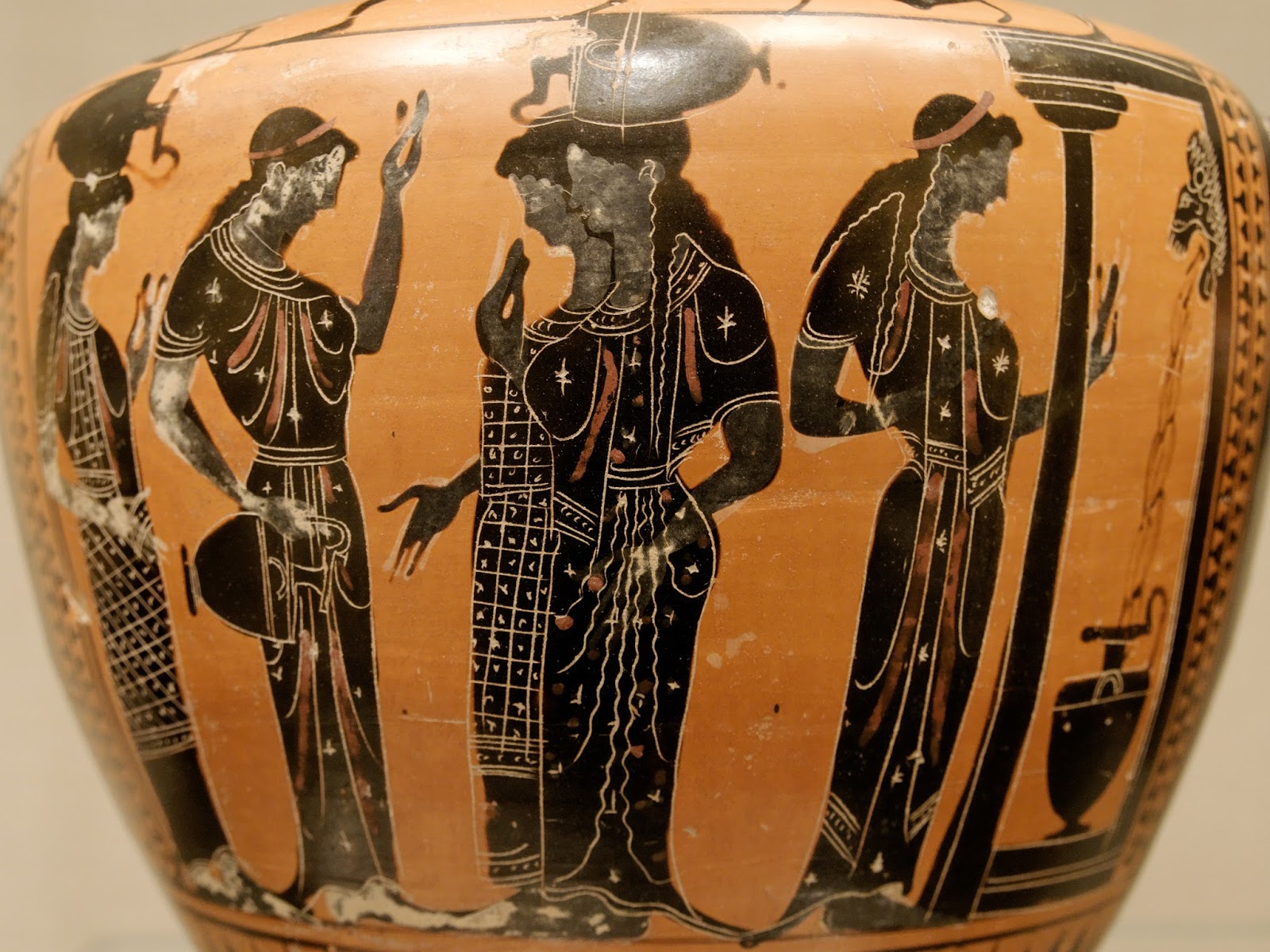 Αυτά ήταν τα απορρυπαντικά των αρχαίων – Με ποιους τρόπους έπλεναν οι γυναίκες τα ρούχα;