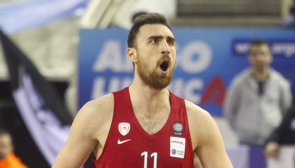 Ολυμπιακός: Τραυματίστηκε ο Ν. Μιλουτίνοφ – Σωριάστηκε στο παρκέ!