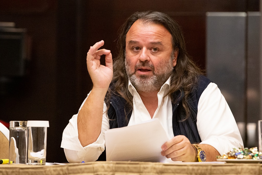 Μάριος Ηλιόπουλος: Το πλοίο που μπάζει νερά  θέλει καλό καπετάνιο για να μην βυθιστεί