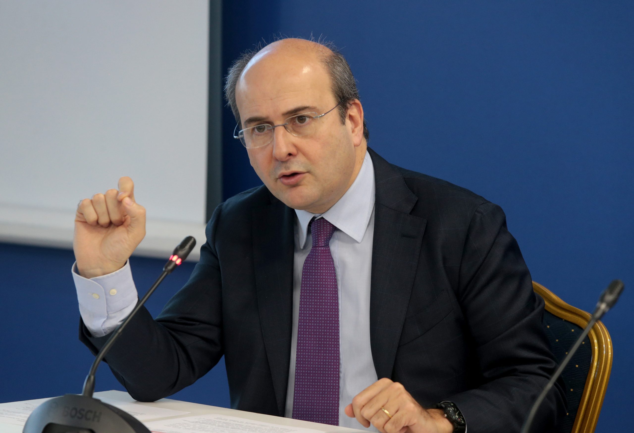 Κ. Χατζηδάκης: «Θα φέρουμε το νομοσχέδιο για την ηλεκτροκίνηση έως τον Ιούνιο»