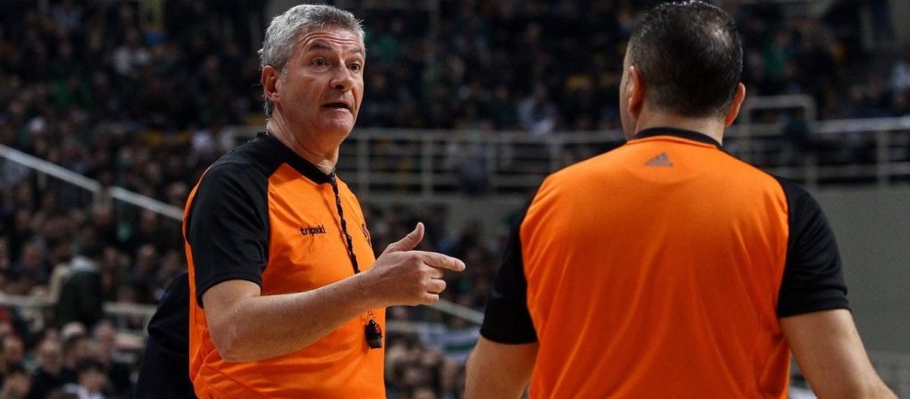 Λαμόνικα και Μόγκουλκοτς: Περιγράφουν καρέ καρέ την επίθεση που δέχτηκαν από κουκουλοφόρους