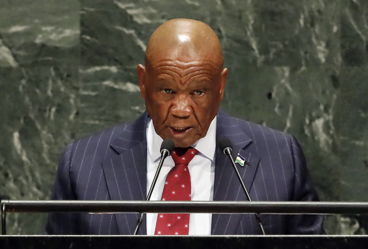 Λεσότο: Στη Νότια Αφρική διέφυγε ο πρωθυπουργός Ταμπάνε – Κατηγορείται για τη δολοφονία της συζύγου του (φωτο)