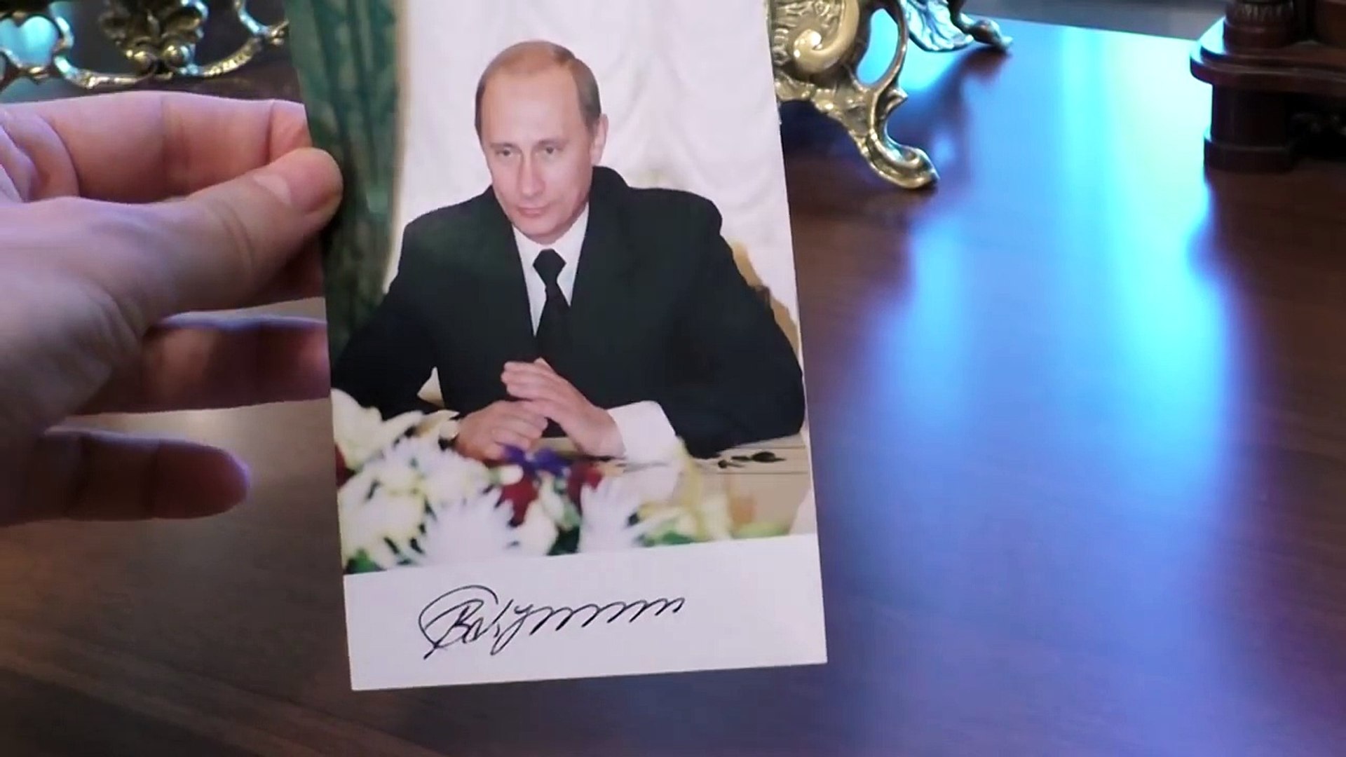 Ανάρπαστο το αυτόγραφο του Β.Πούτιν – Πωλήθηκε σε τιμή-ρεκόρ