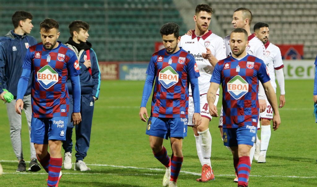 Ελληνικό πρωτάθλημα: Κακό θέαμα και όλα μηδέν στο Θεσσαλικό ντέρμπι