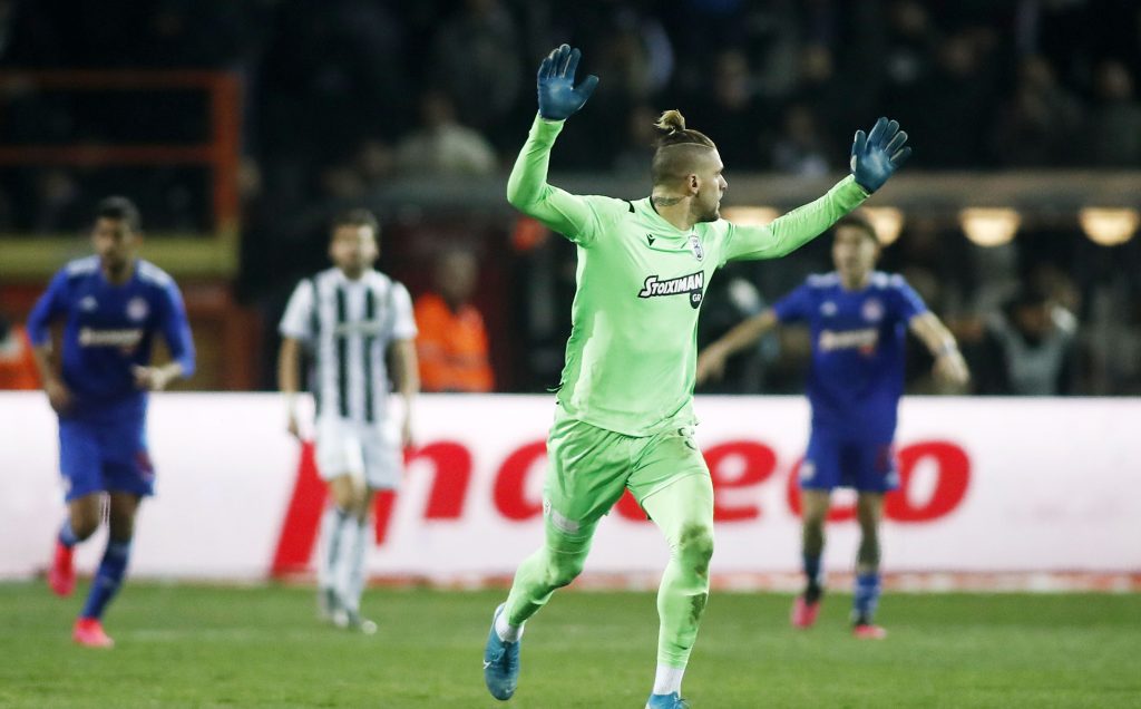 Αιχμές για τη διαιτησία άφησε ο Α. Πασχαλάκης: «Στο γκολ του Ολυμπιακού η μπάλα ήταν άουτ»