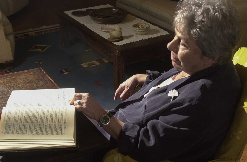 Λίλα Μενδώνη: Είχε προτείνει την Κική Δημουλά για Νόμπελ Λογοτεχνίας