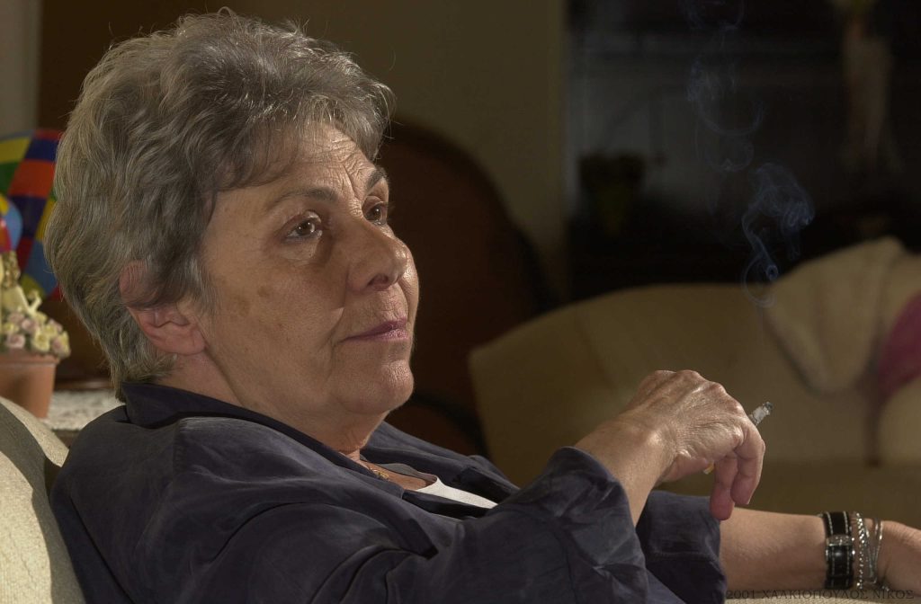 Κική Δημουλά: Την Τρίτη η κηδεία της – Δημοσία δαπάνη