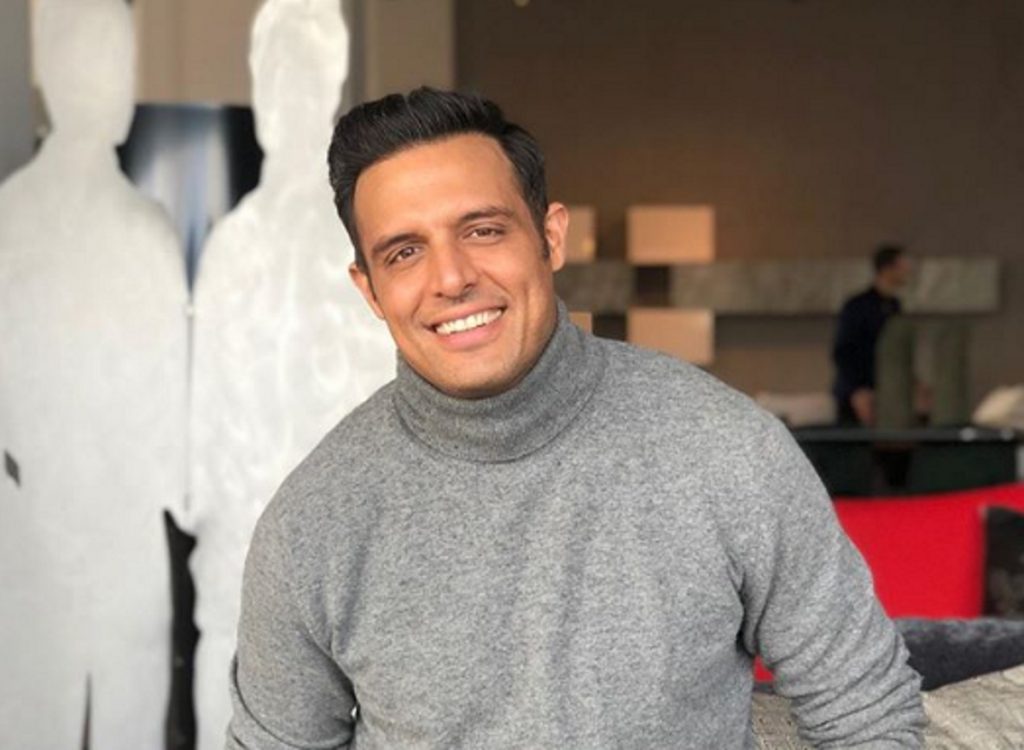 Το παράκανε ο Σάββας Πούμπουρας: Πήγε καλεσμένος σε εκπομπή και έκανε φάρσα στον… παρουσιαστή! (βίντεο)