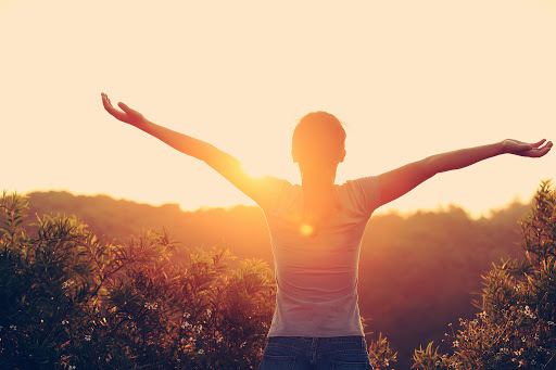 «Πονάει» αλλά αξίζει: Πέντε λόγοι για να το «ρίξεις» στην πρωινή γυμναστική