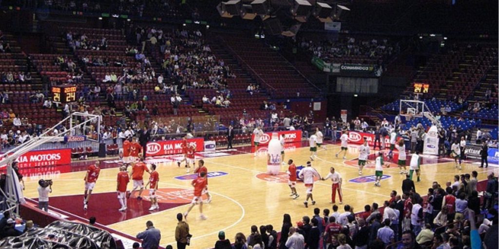 «Λουκέτο» στο γήπεδο της Αρμάνι Μιλάνο λόγω… κορωνοϊού