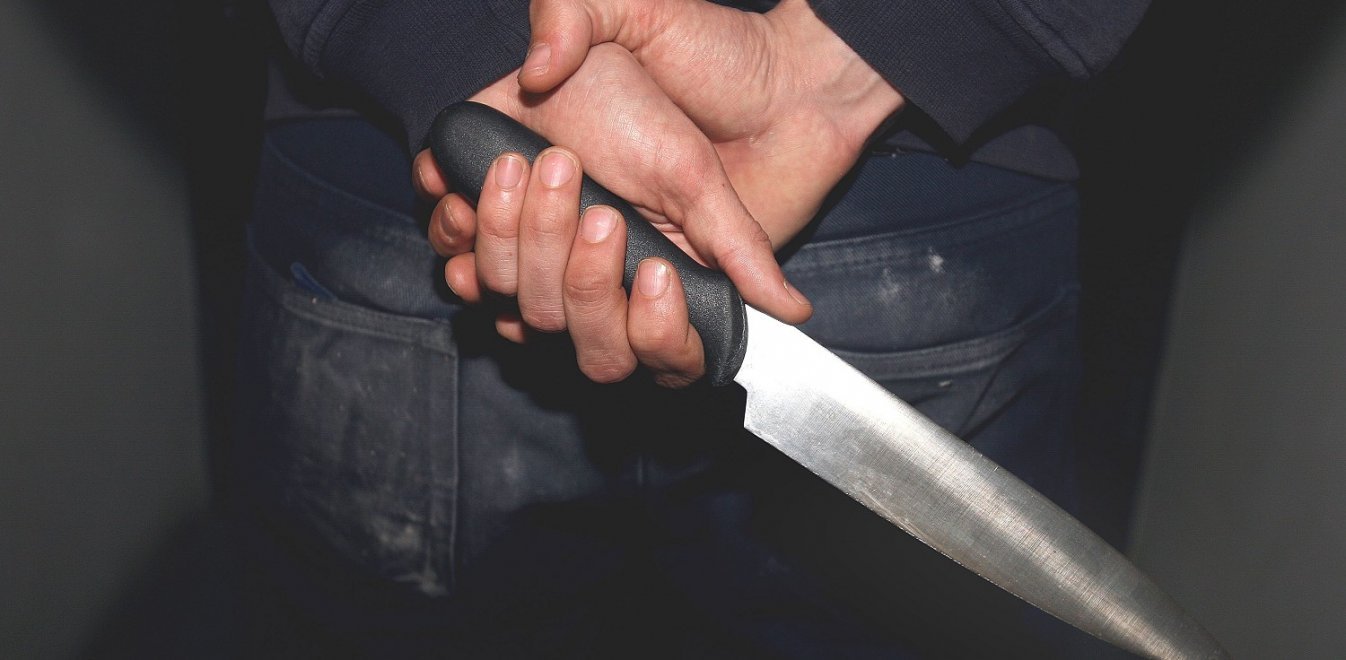 Αγρίνιο: Ανήλικος μαχαίρωσε στο μάτι 30χρονο