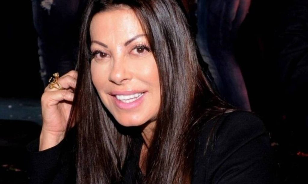 «Χείμαρρος» η Άντζελα Δημητρίου για την μίμηση από την Δανάη Λουκάκη: «Ήταν λίγο απόκριες…» (βίντεο)