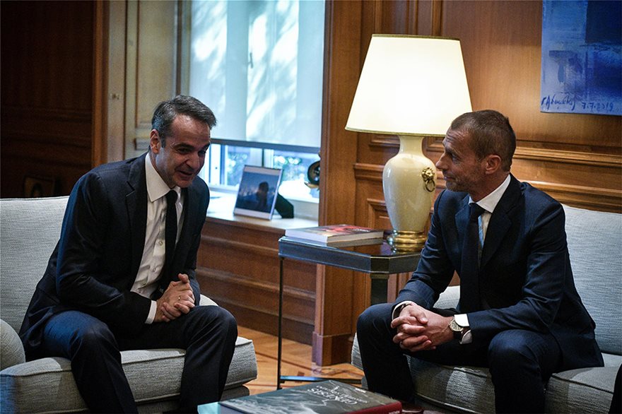 Ποδόσφαιρο: Έπεσαν οι υπογραφές με FIFA-UEFA – Διαφθορά, βία και διαιτησία τα θέματα συζήτησης (φωτο)