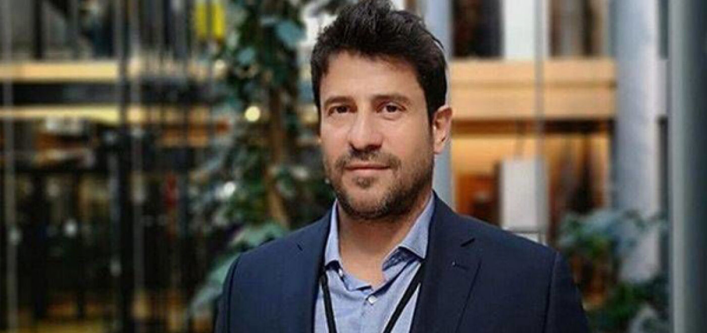 Ο Α.Γεωργούλης δυσκολεύεται να συνδυάσει Ευρωβουλή και… Your Face Sounds Familiar – Σε ποιο δίνει προτεραιότητα όμως;