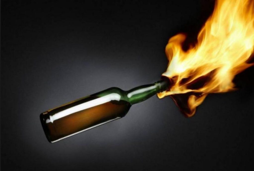 Σαν σήμερα το 1890 γεννήθηκε ο άνθρωπος που έδωσε το όνομά του στις βόμβες μολότοφ