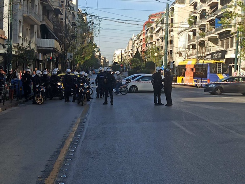 Άνοιξε η ΑΣΟΕΕ μετά την επέμβαση των ΜΑΤ στην ΑΣΟΕΕ – Γίνονται έλεγχοι για ναρκωτικά (φώτο)