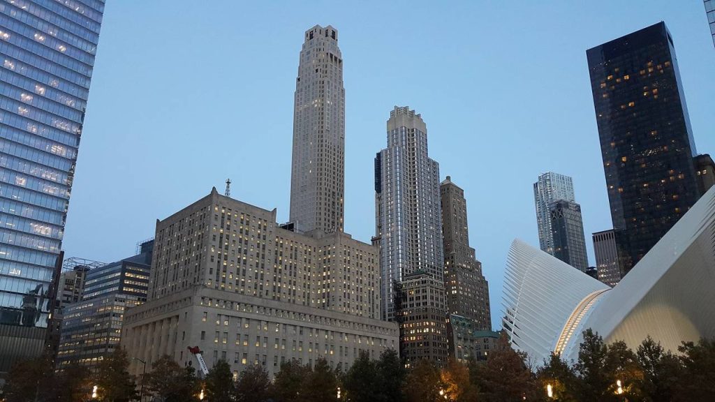 Όταν οι Δίδυμοι Πύργοι άντεξαν: Τα 600 κιλά εκρηκτικά του πρώτου χτυπήματος που δεν μπόρεσαν να τους ρίξουν