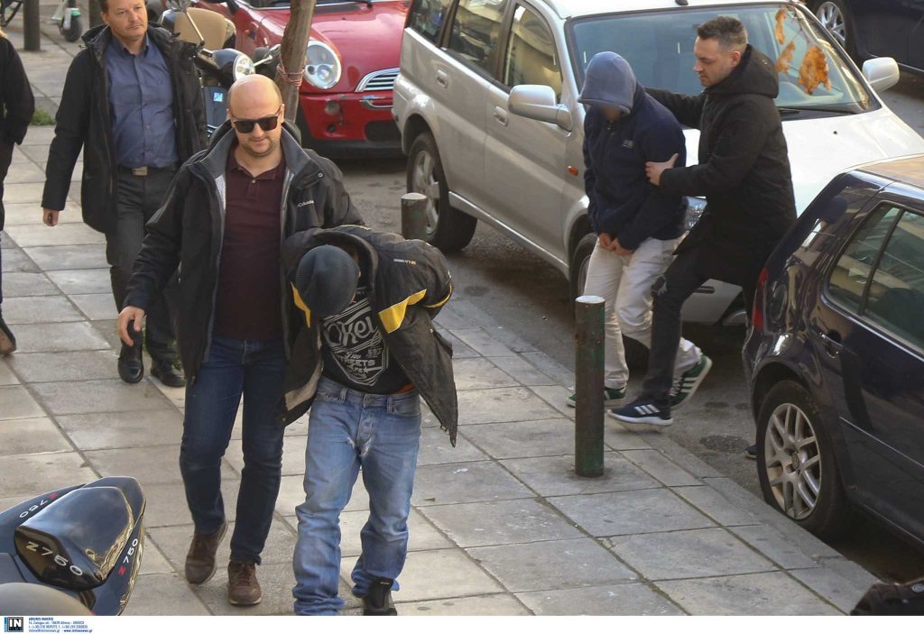 Θεσσαλονίκη: Προφυλακιστέα τα τρία αδέρφια για τη δολοφονία του ιδιοκτήτη ταχυφαγείου