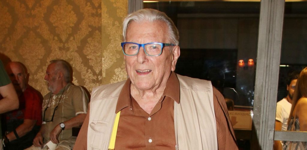 Δείτε ιδιόχειρο σημείωμα του Κώστα Βουτσά – «Δεν θα ξεχάσετε όμως αυτά που σας έκανα να αισθανθείτε…» (φώτο)