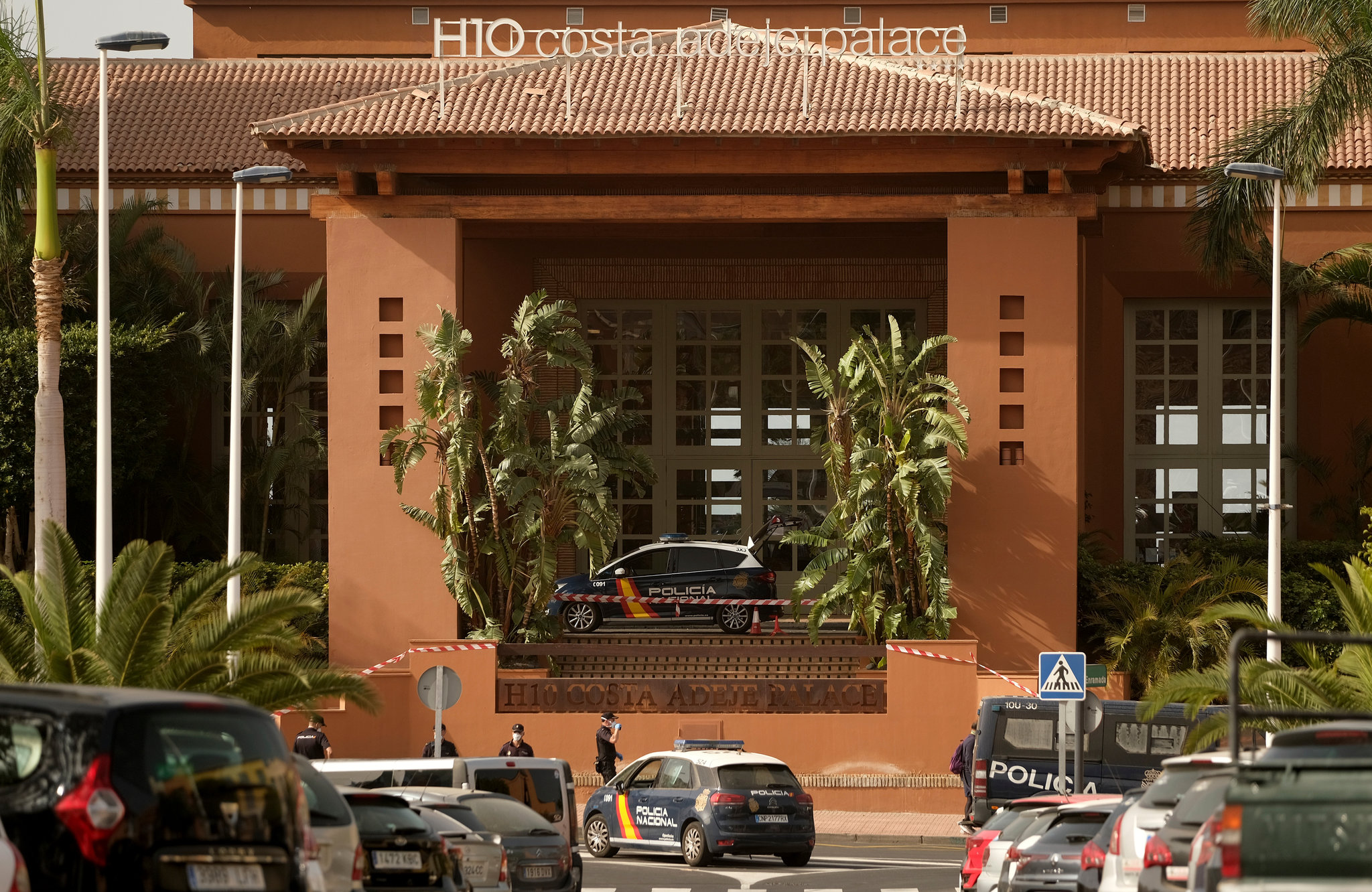 Κορωνοϊός: Δεν εμφάνισαν συμπτώματα οι τουρίστες στο ξενοδοχείο που βρίσκεται σε καραντίνα στα Κανάρια Νησιά
