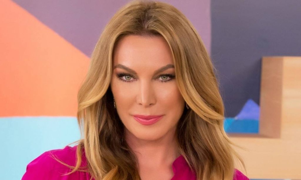 Κόβεται η εκπομπή της Στεφανίδου την Κυριακή – Της μένει ένα Σάββατο μόνο