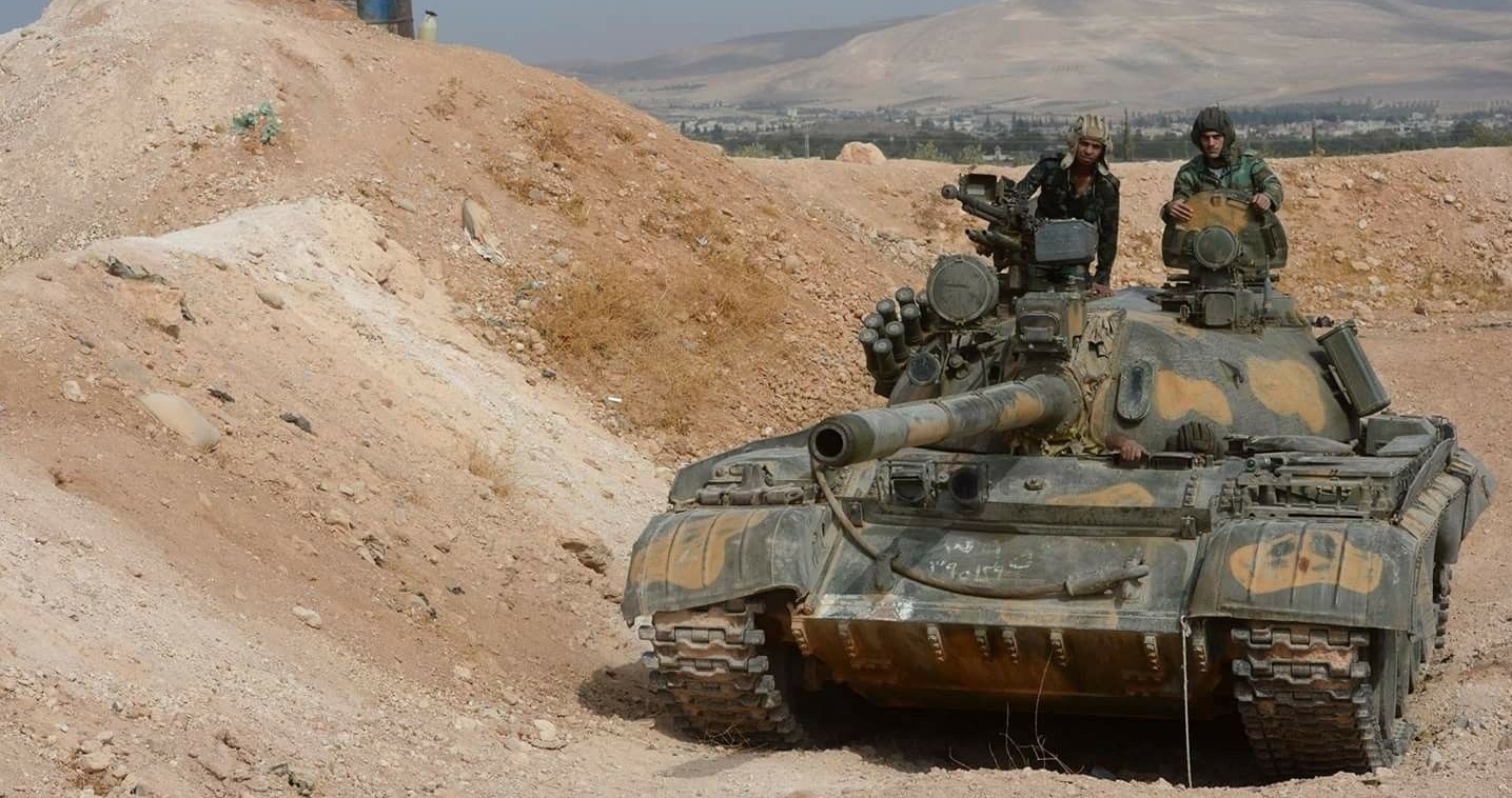 Συριακό άρμα μάχης δέχεται απευθείας πλήγμα από τουρκικό Α/Τ πύραυλο  και συνεχίζει κανονικά την πορεία του!