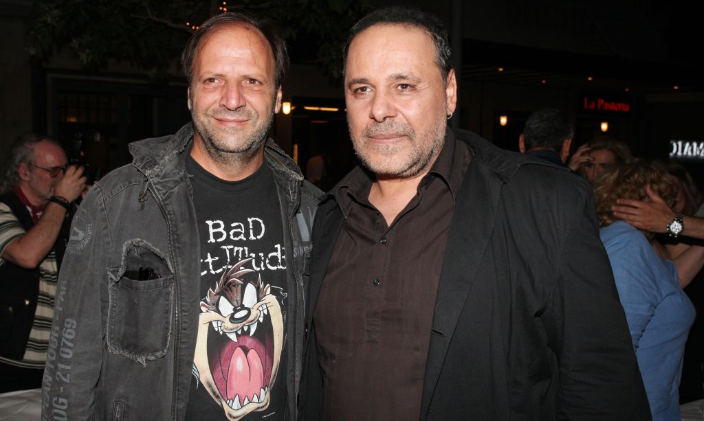 H αποκάλυψη του Δ. Αποστόλου για τους «Δύο Ξένους» – Ποιο ήταν το αρχικό καστ; (βίντεο)