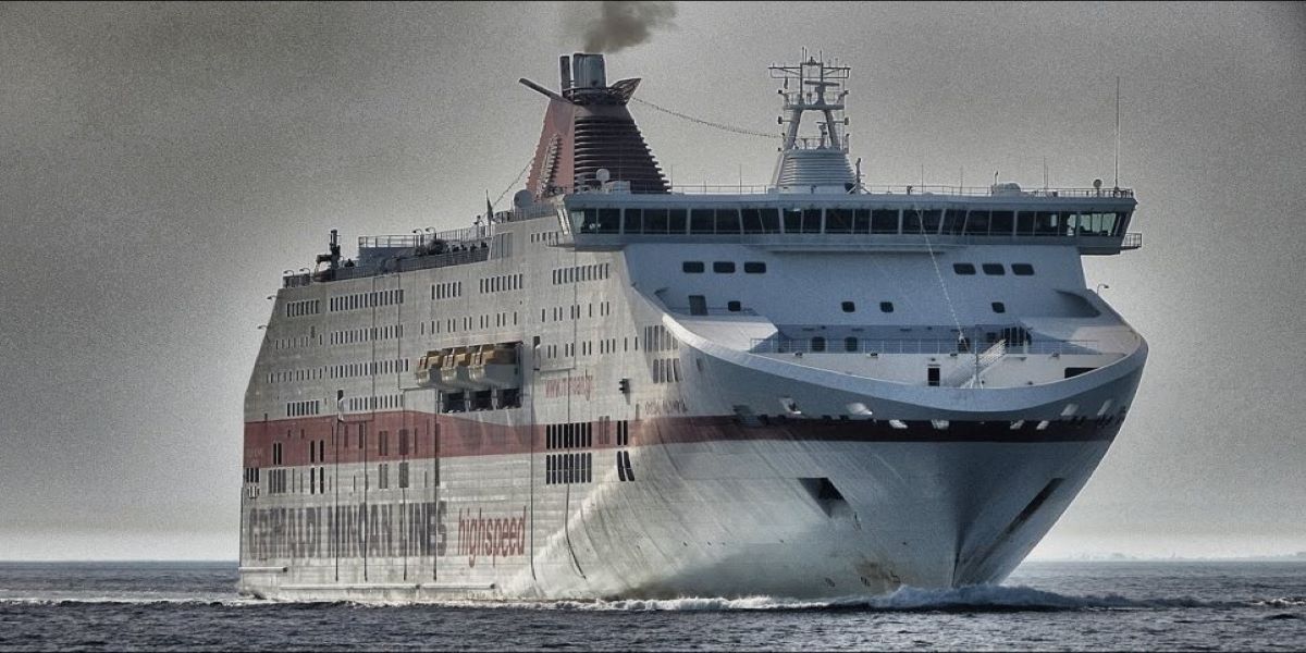 Κορωνοϊός: Ύποπτο κρούσμα σε πλοίο που φθάνει στην Πάτρα από την Ιταλία