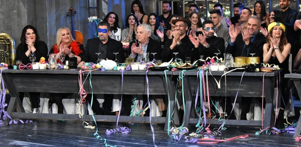 Το αισθησιακό τσιφτετέλι της Ράνιας Κωστάκη που προκάλεσε «σεισμό» στο πλατό του «Στην υγειά μας» (βίντεο)