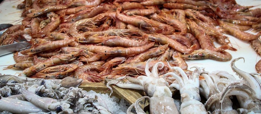 Δείτε ποια καταστήματα και ποιες ώρες θα λειτουργήσουν αύριο Καθαρά Δευτέρα