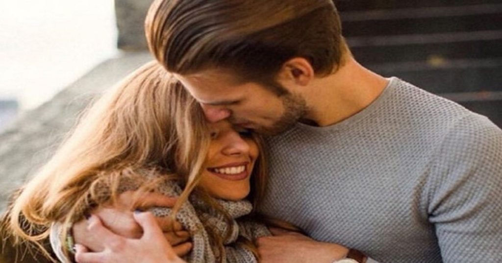 Αυτοί οι συνδυασμοί ζωδίων κάνουν τις πιο «καuτές» σχέσεις!