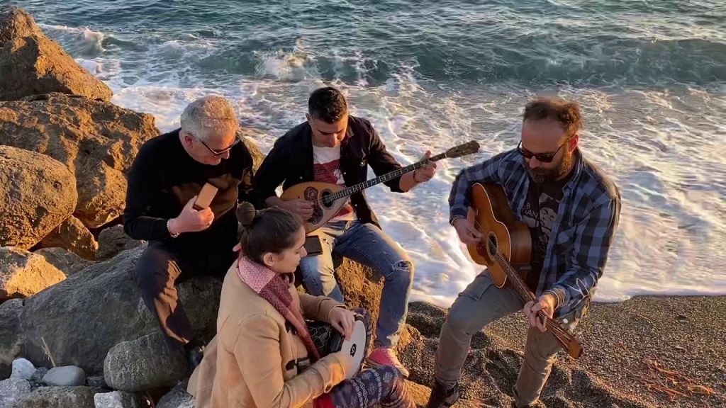 Κρητικοί καλλιτέχνες έγραψαν τραγούδι για τον κορωνοϊό – Ακούστε το (βίντεο)