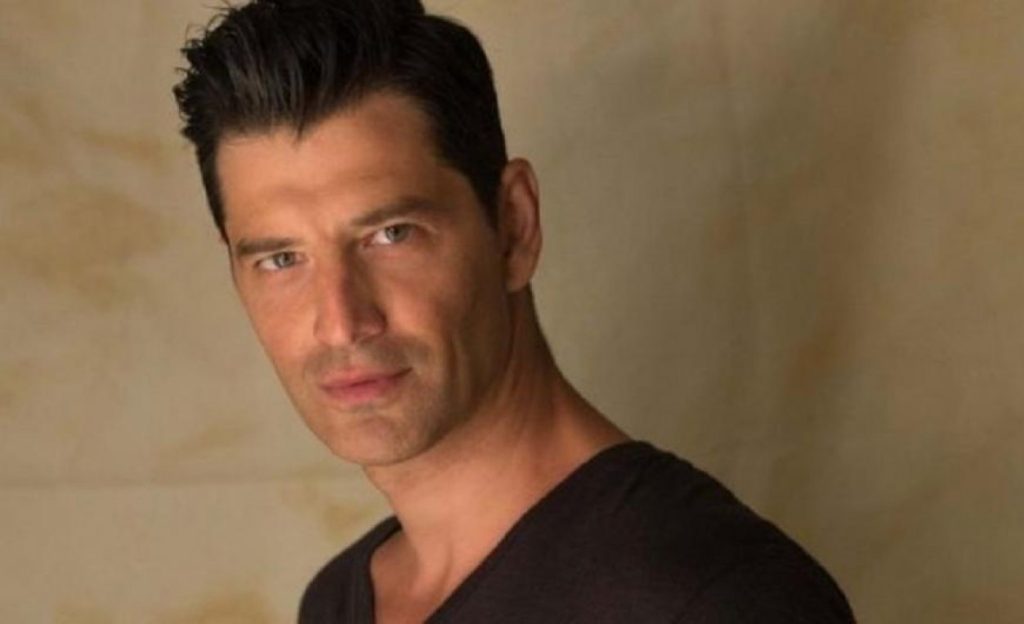 Σάκης Ρουβάς: Έρχεται η νέα του εκπομπή!