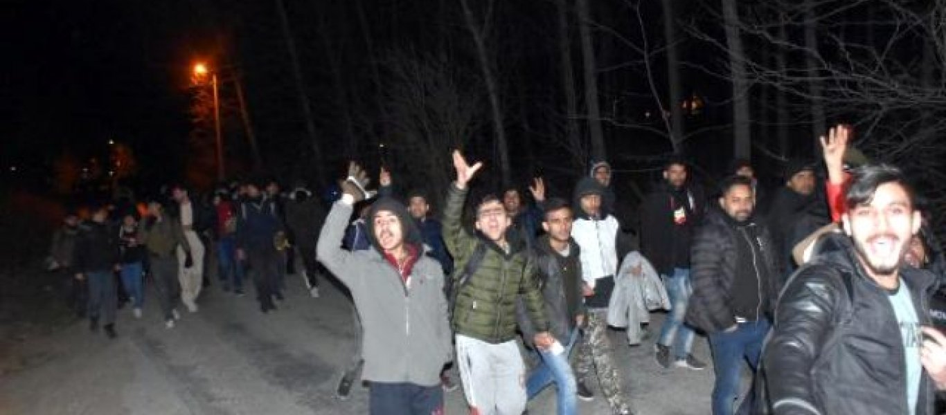 Βίντεο: Παράνομοι μετανάστες στον Έβρο βάζουν παιδάκια πάνω στην φωτιά για να δείχνουν κλαμένα και δυστυχισμένα