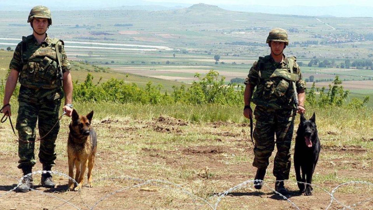 «Θωρακίζονται» ακόμα και με στρατιωτικούς σκύλους τα νησιά – Εν πλω σχεδόν το σύνολο του ελληνικού Στόλου
