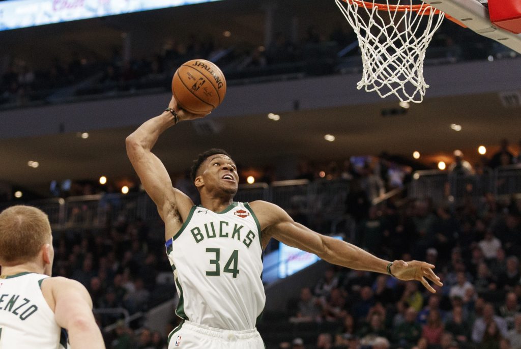 Δεν σταματάει πουθενά ο Γ.Αντετοκούνμπο με τους Μπακς – Σάρωσαν τους Πέισερς και πλησιάζουν στην πρωτιά στο ΝΒΑ (βίντεο)