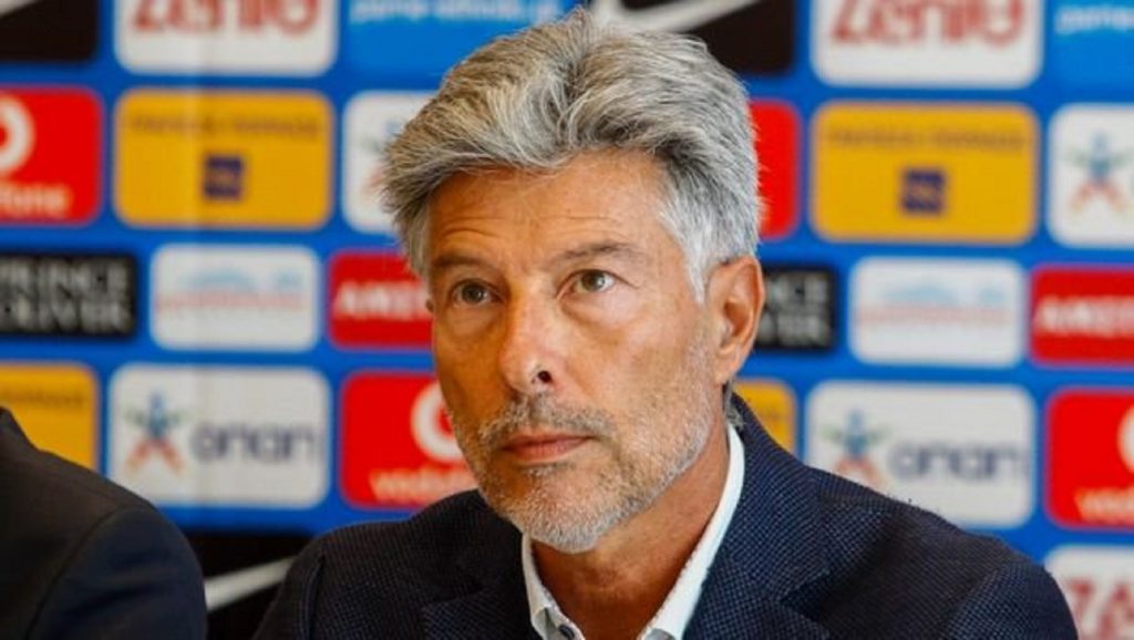 Ελληνικό ποδόσφαιρο: Αδυνατεί να βρει ξένους διαιτητές ο Β. Περέιρα – Πλέι οφ με Έλληνες;