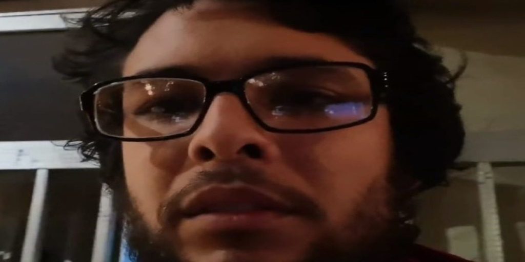 Βίντεο: Καλεί στον ΕΟΔΥ και ρωτάει αν ο κορωνοϊός κολλάει με τη θεία κοινωνία – Δείτε την απάντηση που έλαβε