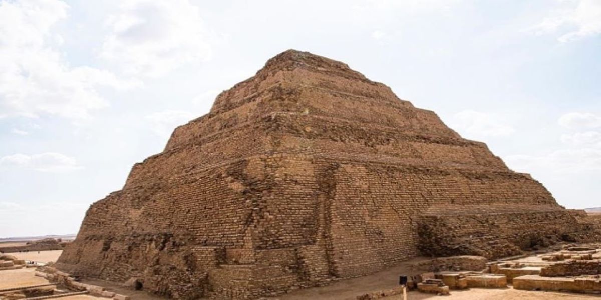 Αίγυπτος: Ξανά ανοιχτή στο κοινό η πυραμίδα του Ζοζέρ ηλικίας 4.700 ετών