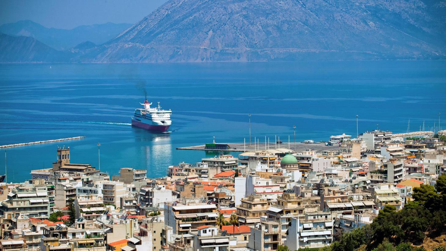 Guardian: Μια ελληνική πόλη ανάμεσα στις μικρές πολιτιστικές πρωτεύουσες της Ευρώπης που αξίζει να επισκεφτείς
